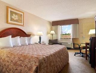 Super 8 La Grange Hotel Екстериор снимка